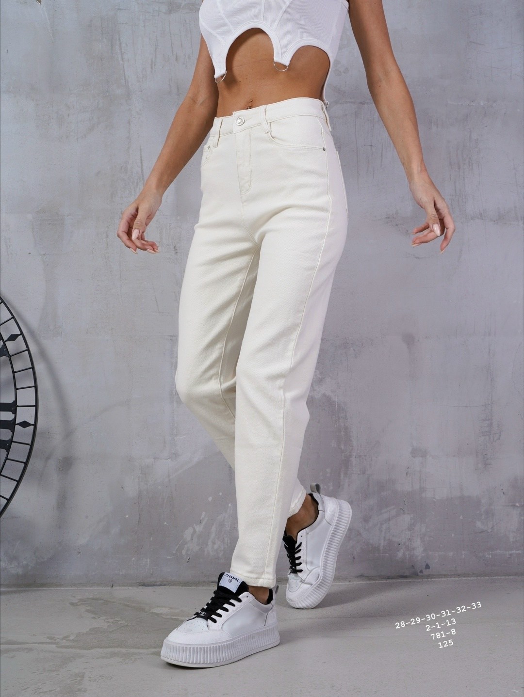 белые джинсы,женские джинсы,джинсы брюки,женские джинсы бананы,джинсы штаны