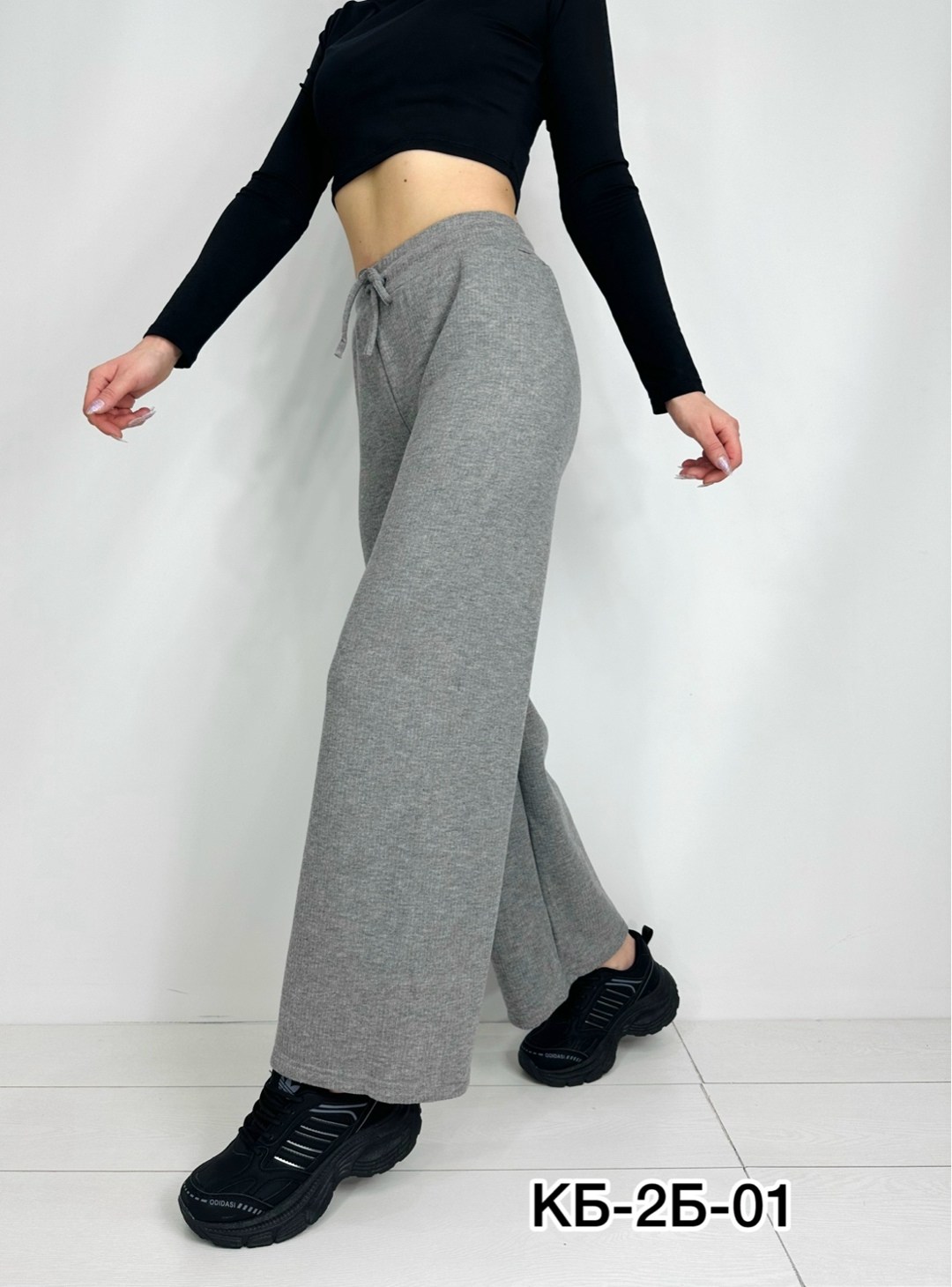 обувь,джинсы штаны,брюки джинсы,брюки штаны,штаны женские