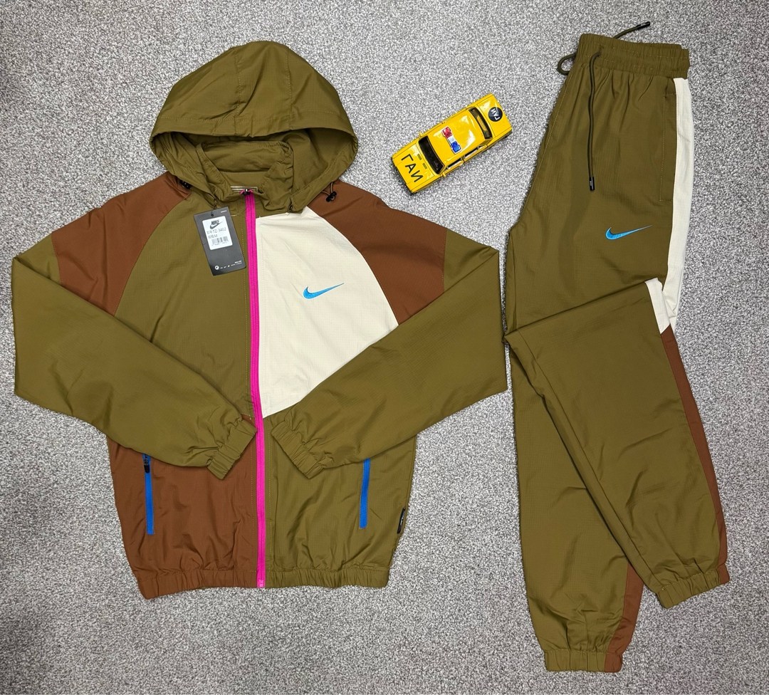 спортивные костюмы nike,спортивные костюм,спортивный костюм мужской nike,спортивный костюм nike плащевка,костюм nike