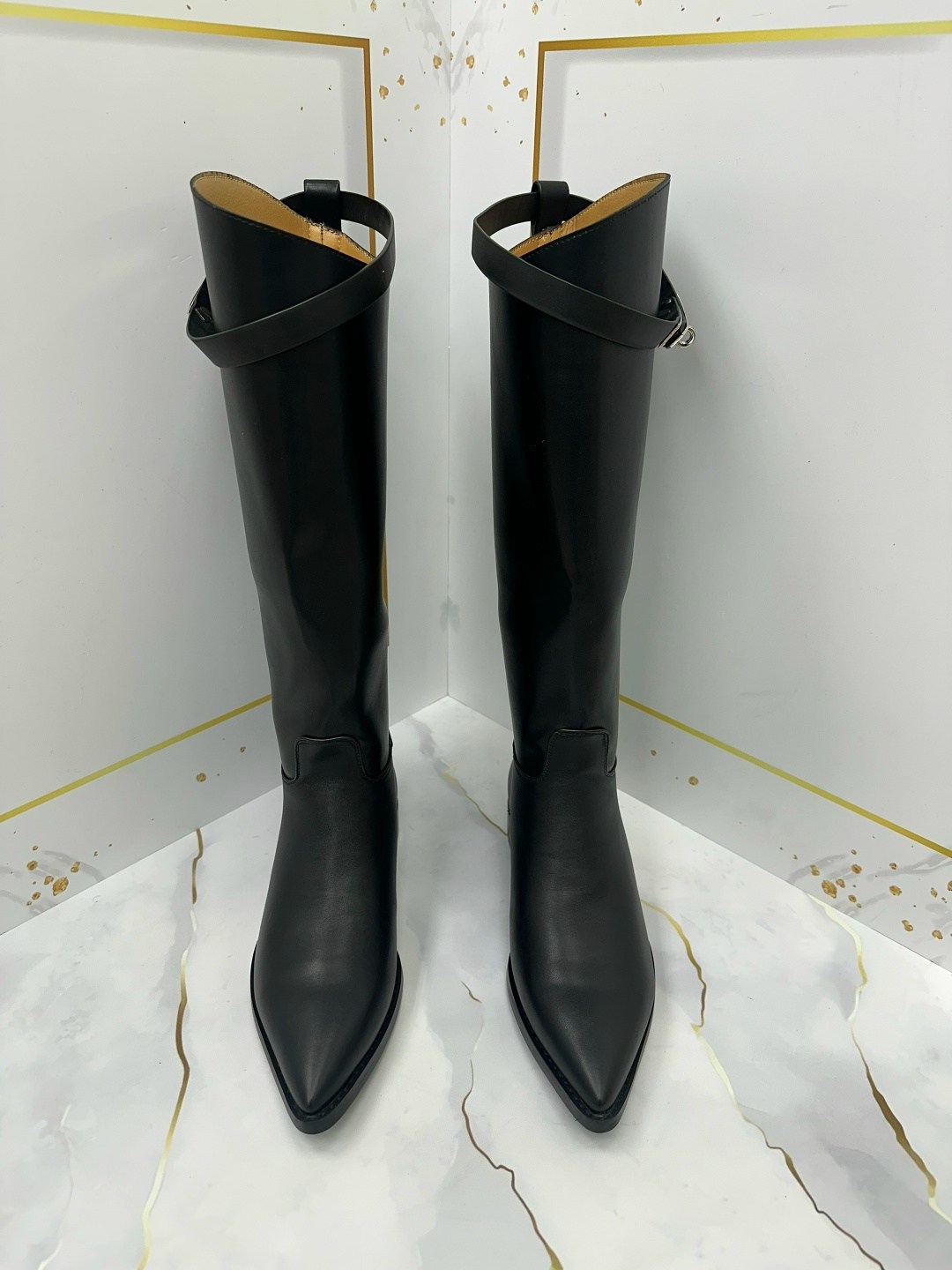 женские сапоги,сапоги модные,сапоги высокие,сапоги высокие женские,женские сапоги до колена