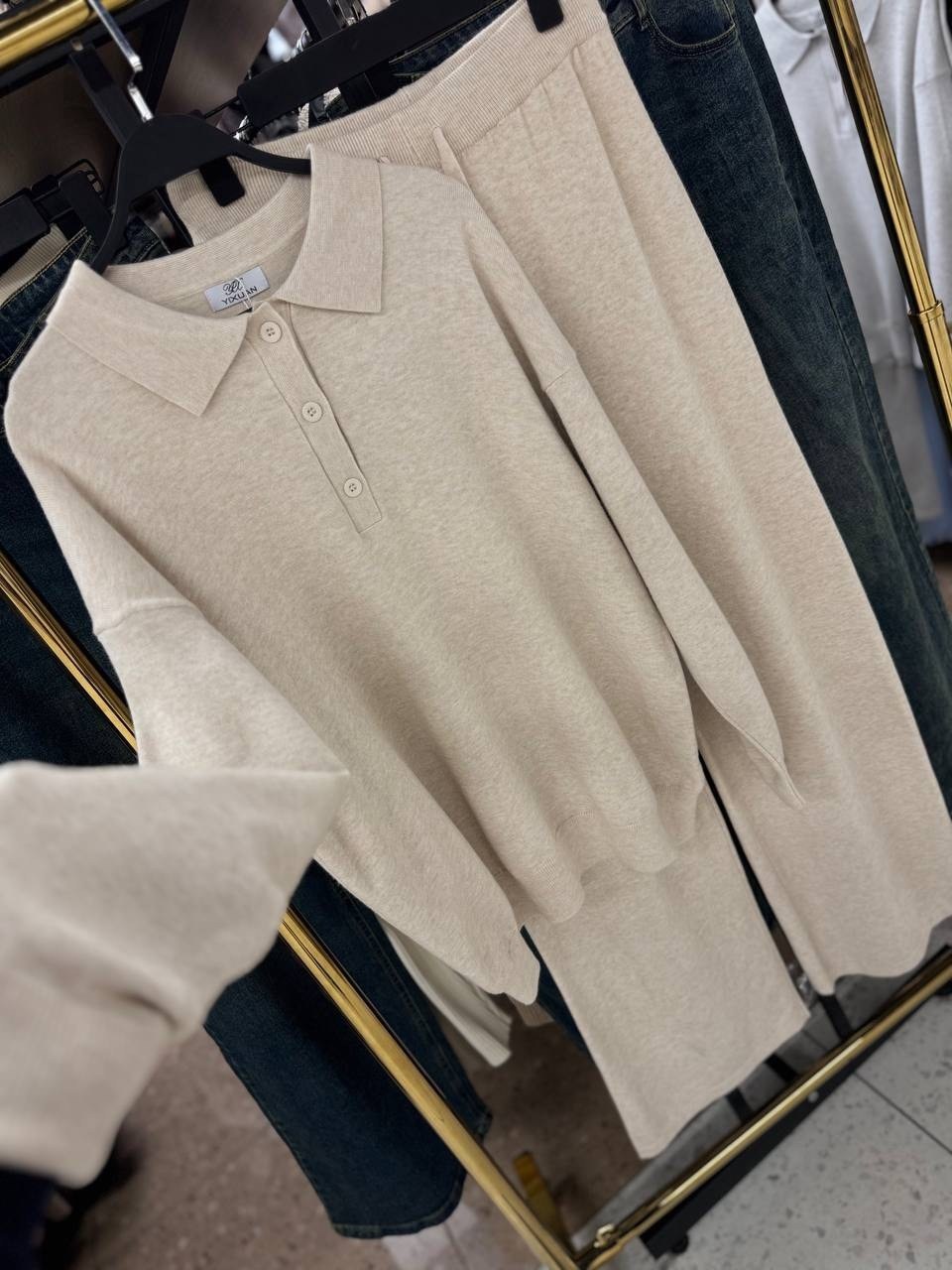 женский трикотажный костюм,трикотажные костюмы,костюм женский вязаный,вязаные костюмы,костюм повседневный трикотажный