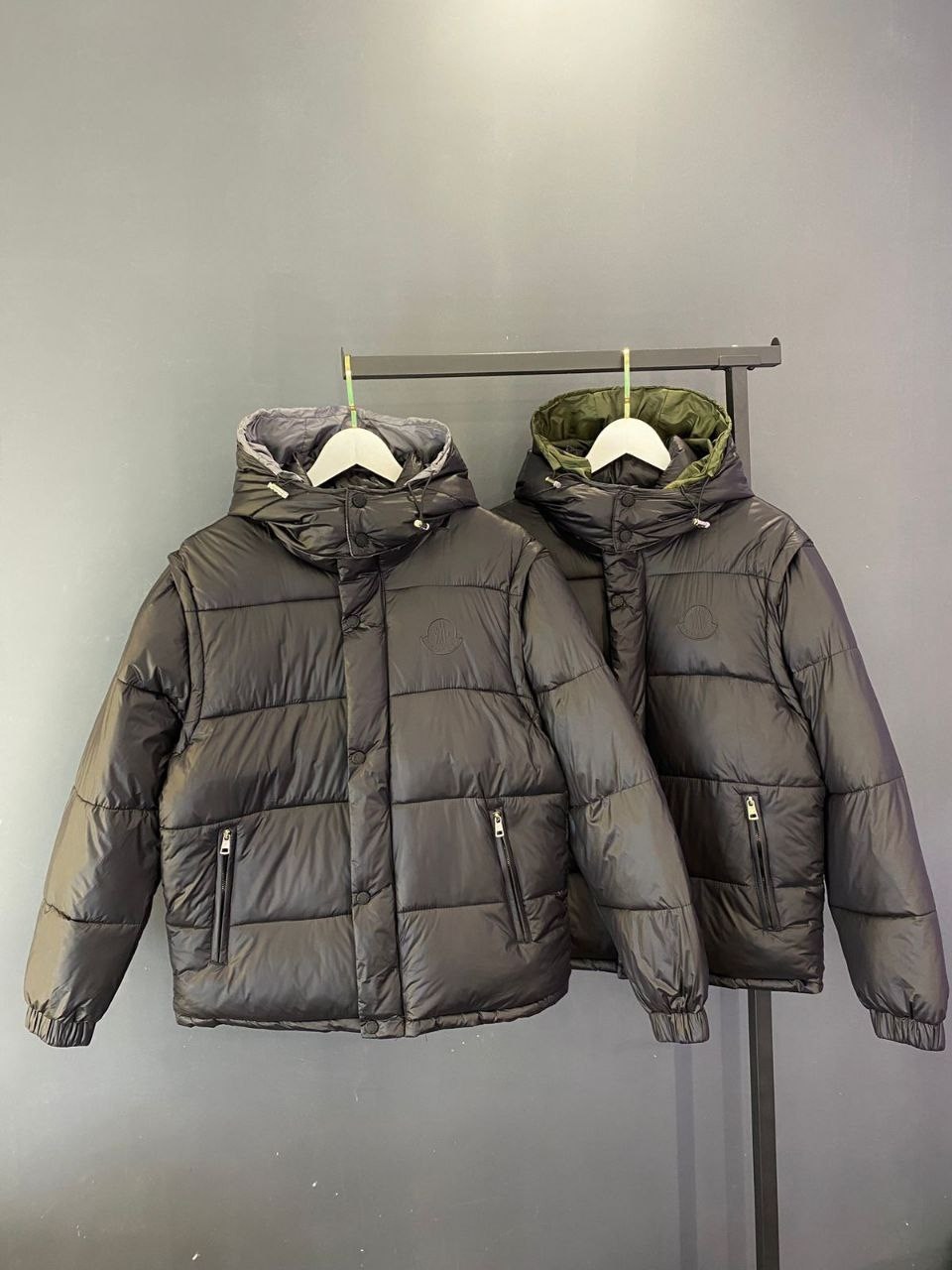 жилетка moncler,жилетка монклер оригинал,жилет пуховик,жилетка,жилет