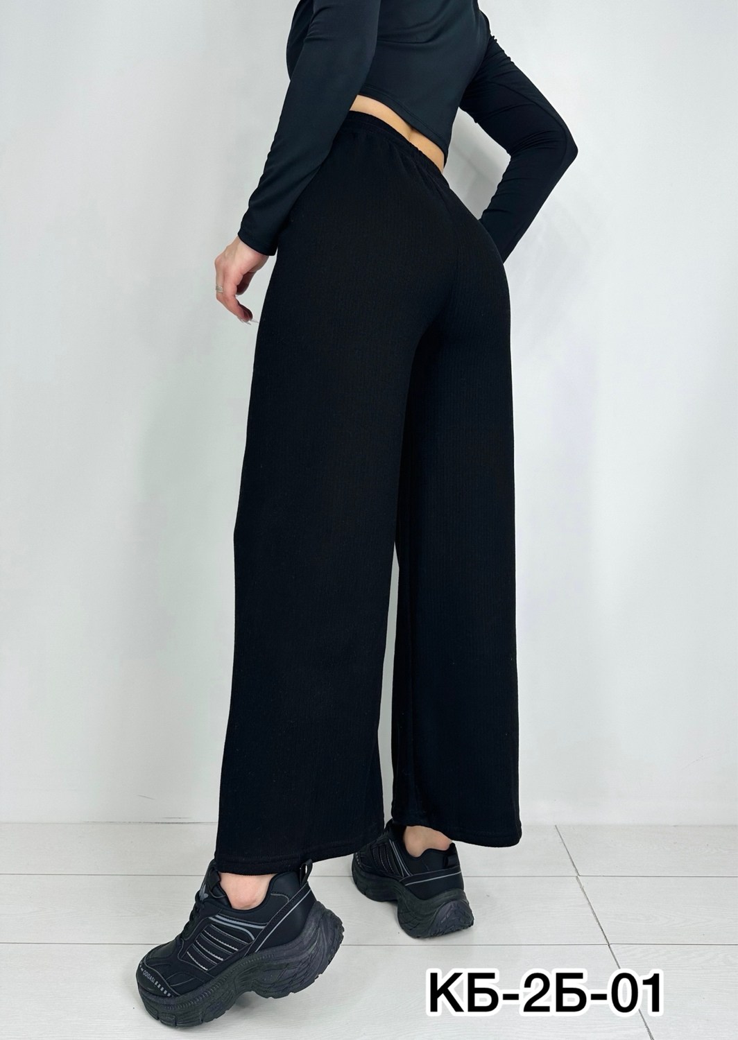 обувь,джинсы штаны,брюки джинсы,брюки штаны,штаны женские