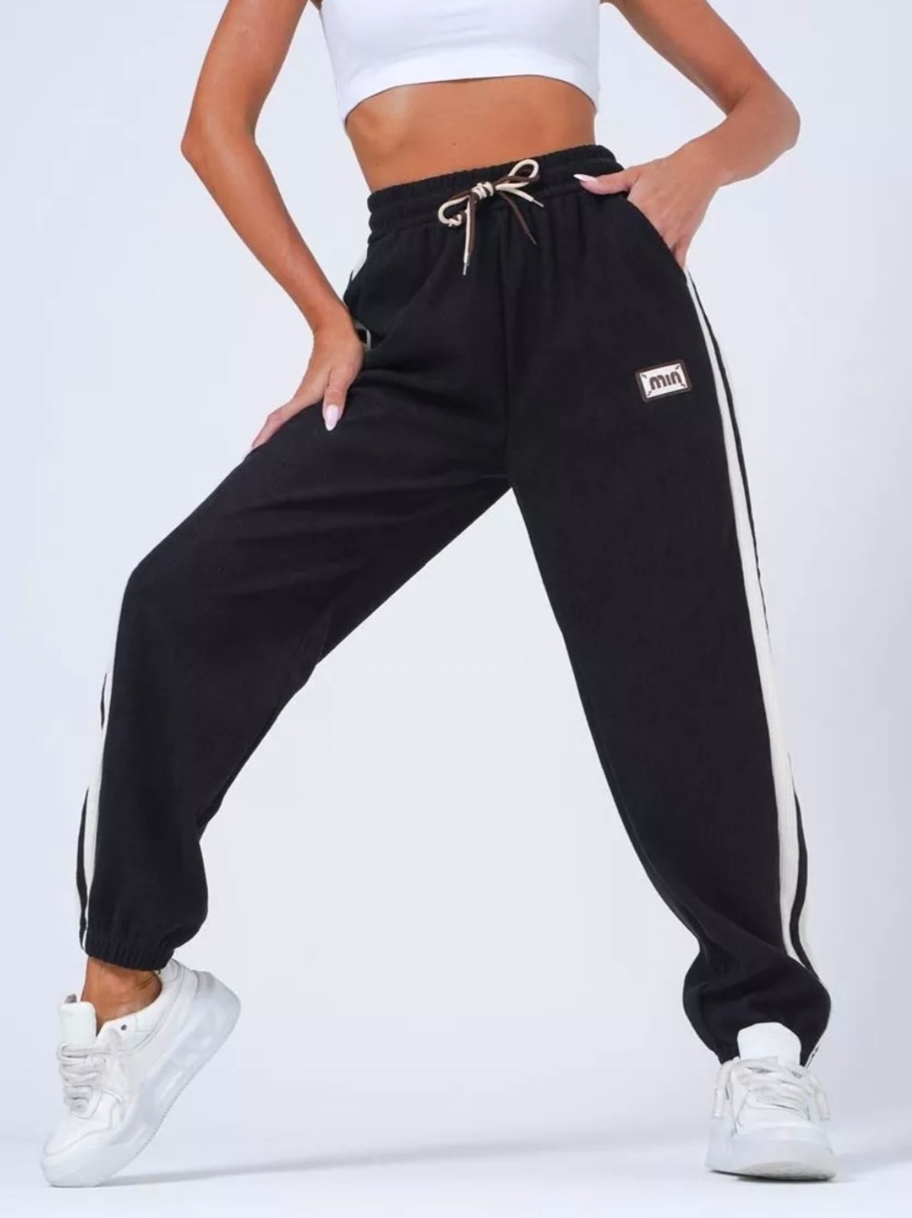 брюки спортивные,брюки спортивные джоггеры с лампасами,стильные брюки спортивные,штаны с лампасами,брюки cпортивные утепленные