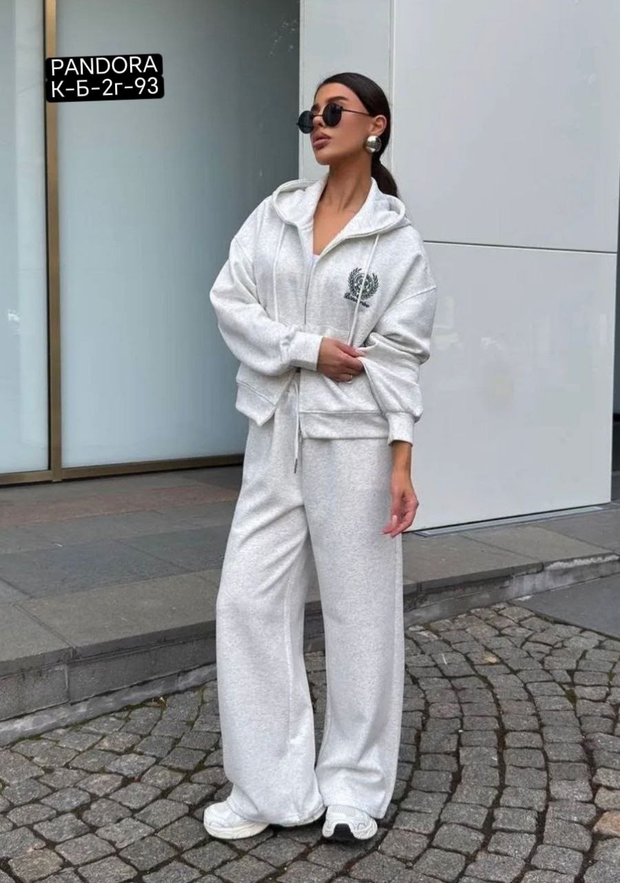 спортивные костюмы женские,стильные костюмы,спортивные костюмы,костюм спорт шик,костюм женский на флисе