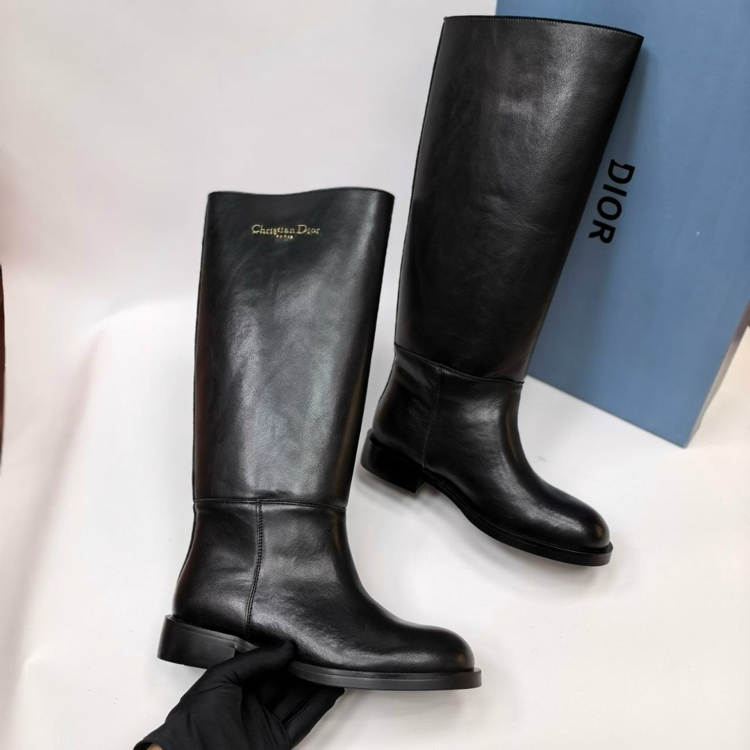 женские сапоги,,кожаные сапоги,сапоги прада,черные сапоги