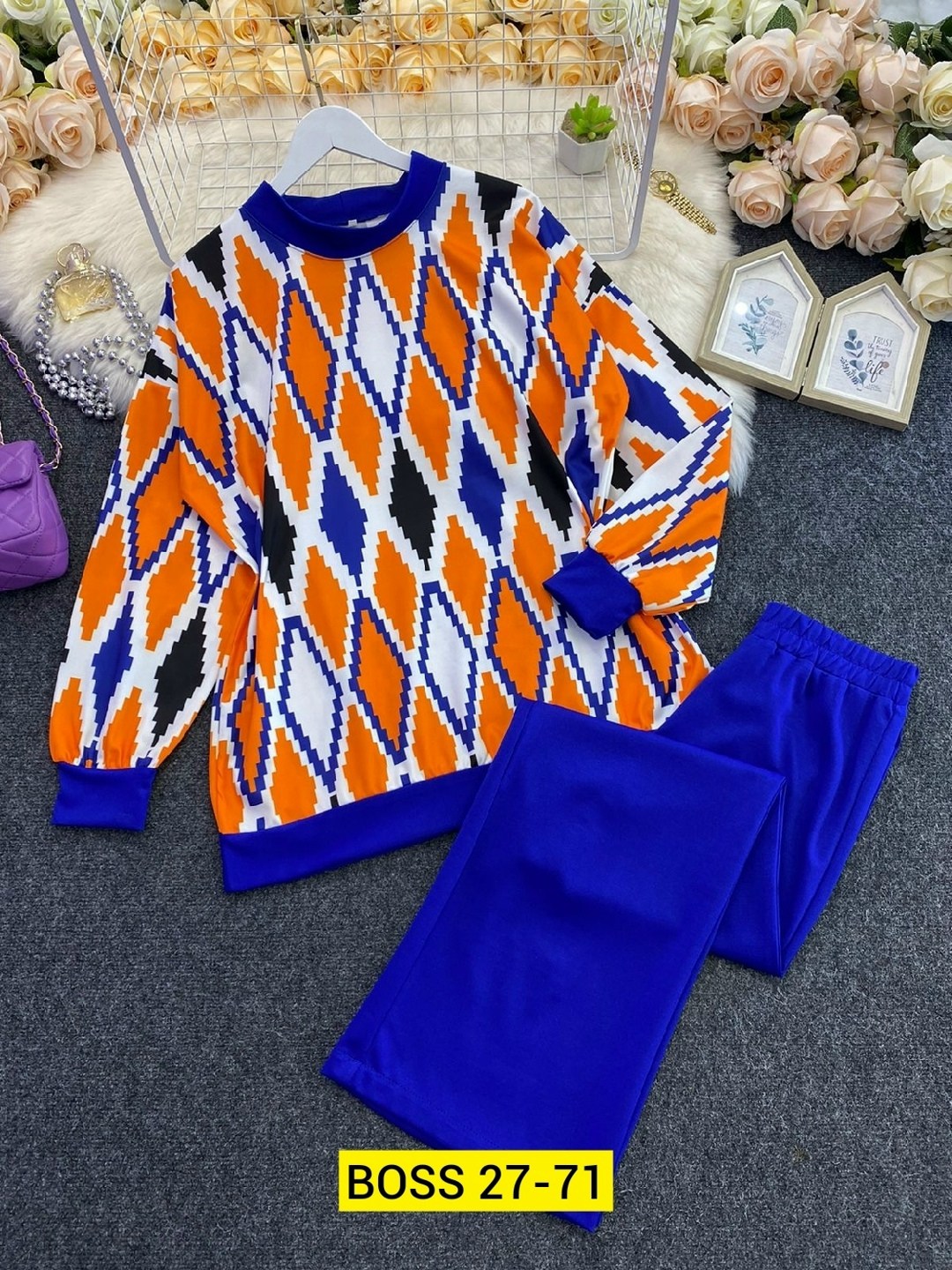 костюм двойка трикотаж,костюм трикотажный женский,трикотажные костюмы,модные костюмы,женский костюм двойка