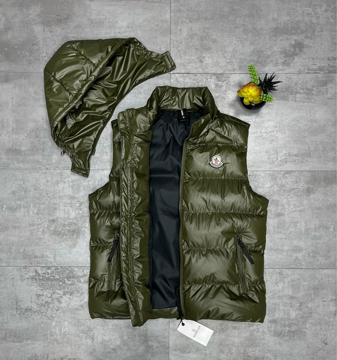 жилетка moncler,жилетка moncler мужская,жилет moncler,жилетка монклер оригинал,жилетка монклер мужская