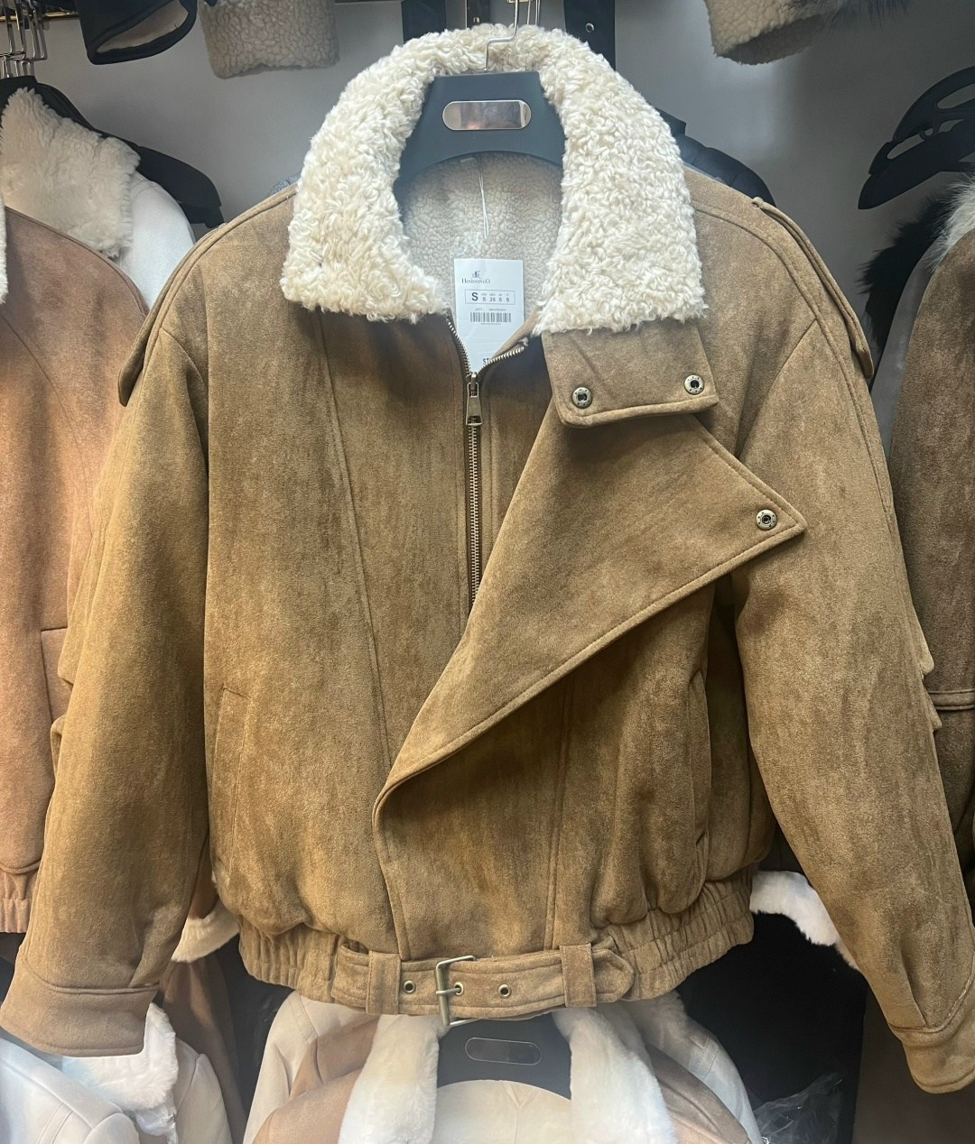 замшевая куртка,кожаная куртка,женская куртка,куртка замшевая женская,куртка косуха