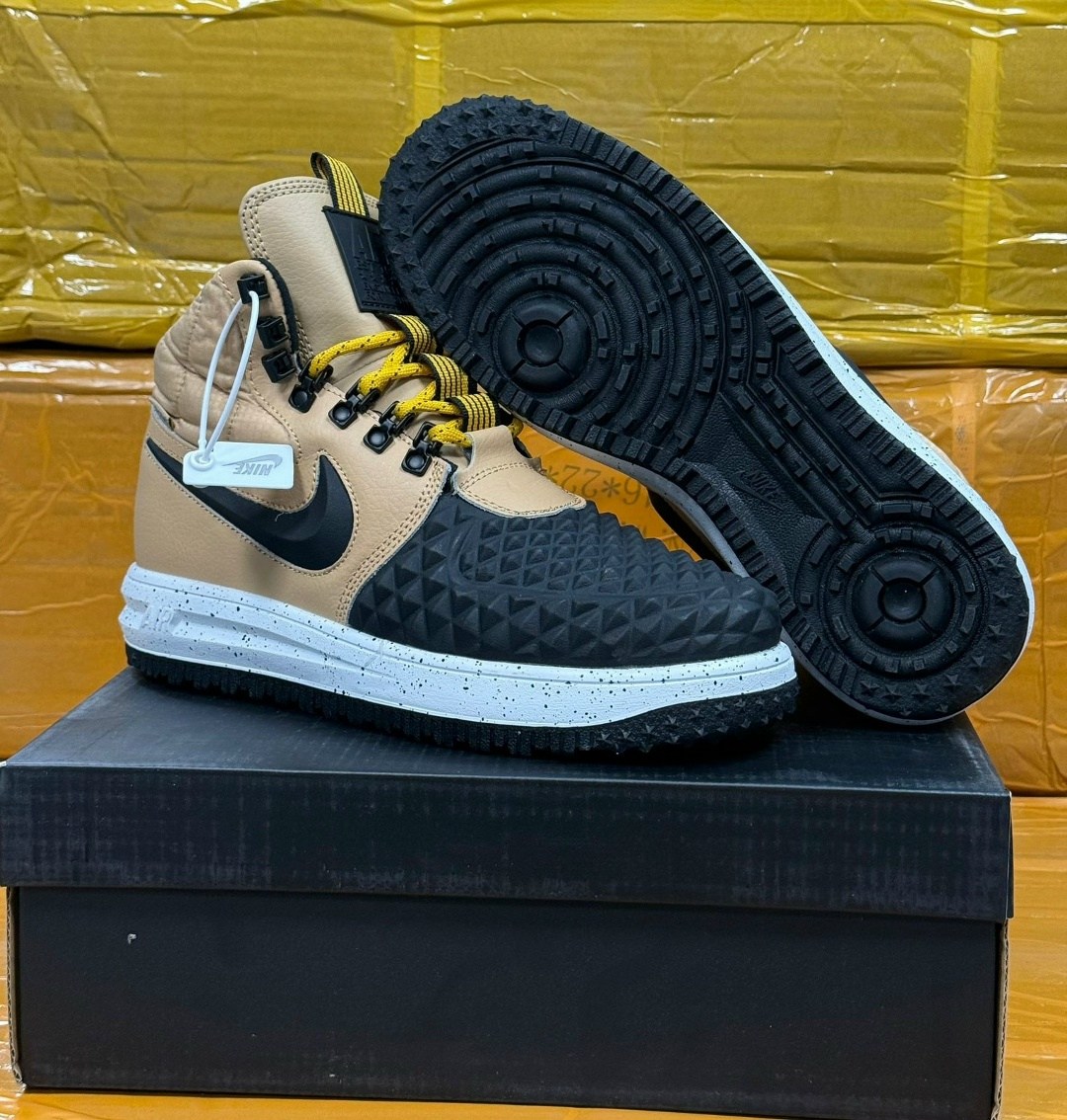 кроссовки nike lunar force 1 duckboot,nike lunar force 1 duckboot,nike lunar force 1 duckboot metallic gold,nike lunar force 1 duckboot 17,кроссовки nike lunar force 1