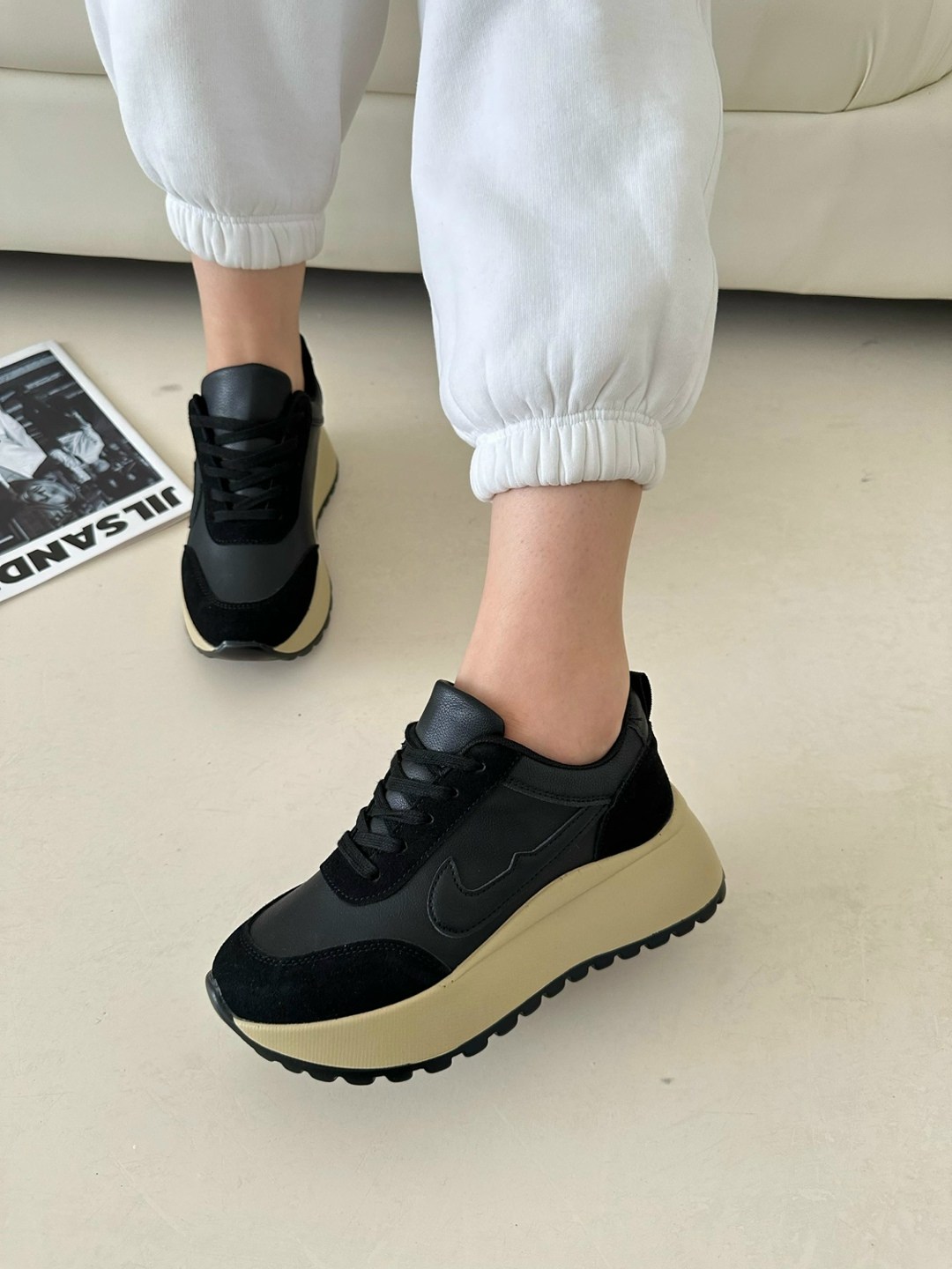 кроссовки женскиe,,кроссовки для женщин,черные кроссовки женские,стильные кроссовки