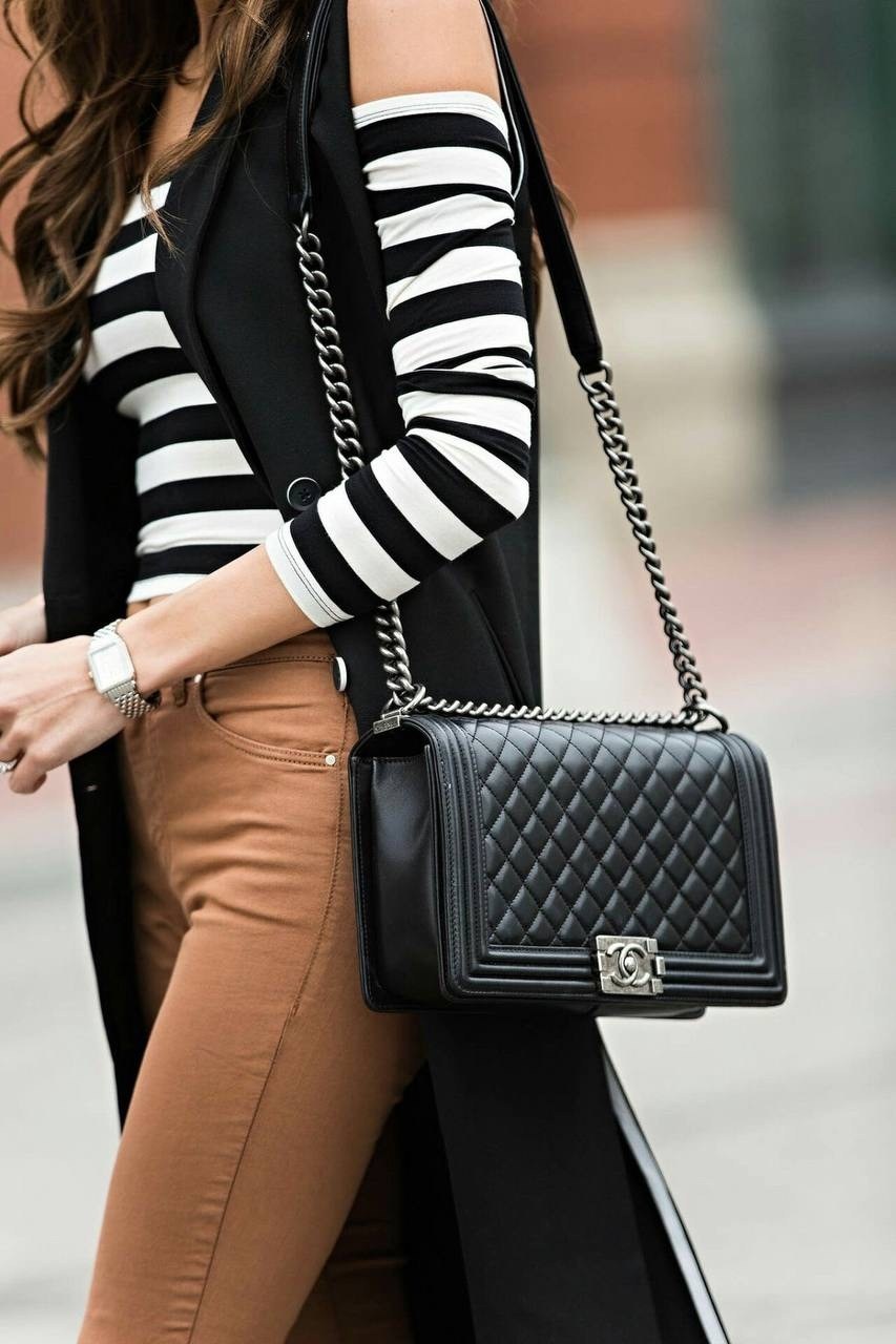 модные образы,пальто кэмел женское шарф,шарф к бежевому пальто,осенняя мода