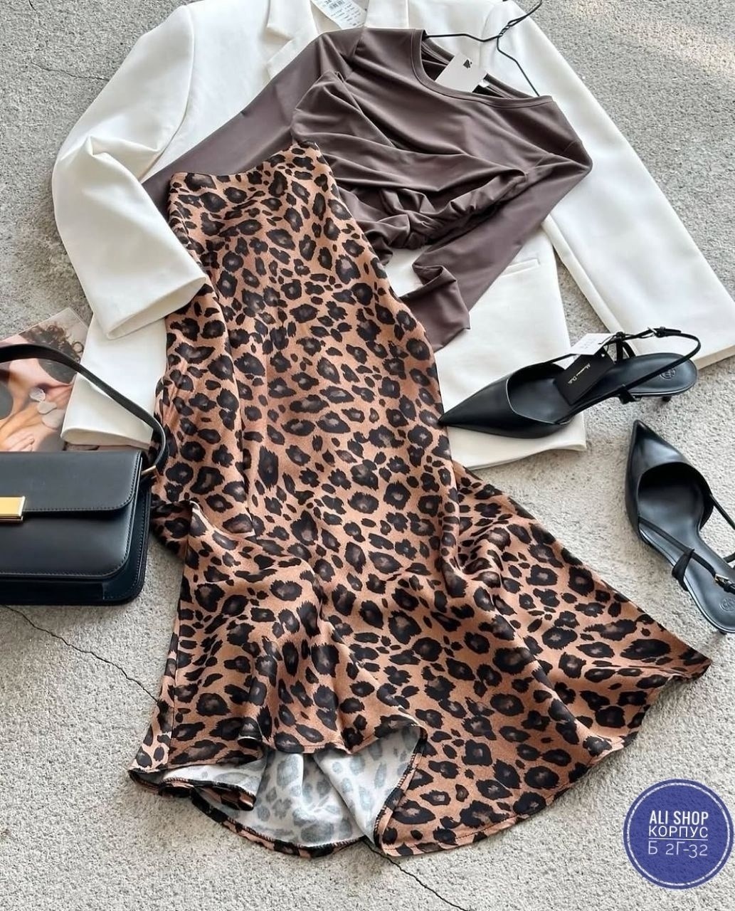 леопардовая юбка,юбка с леопардовым принтом,юбка леопардовая миди,модные образы,юбка леопард