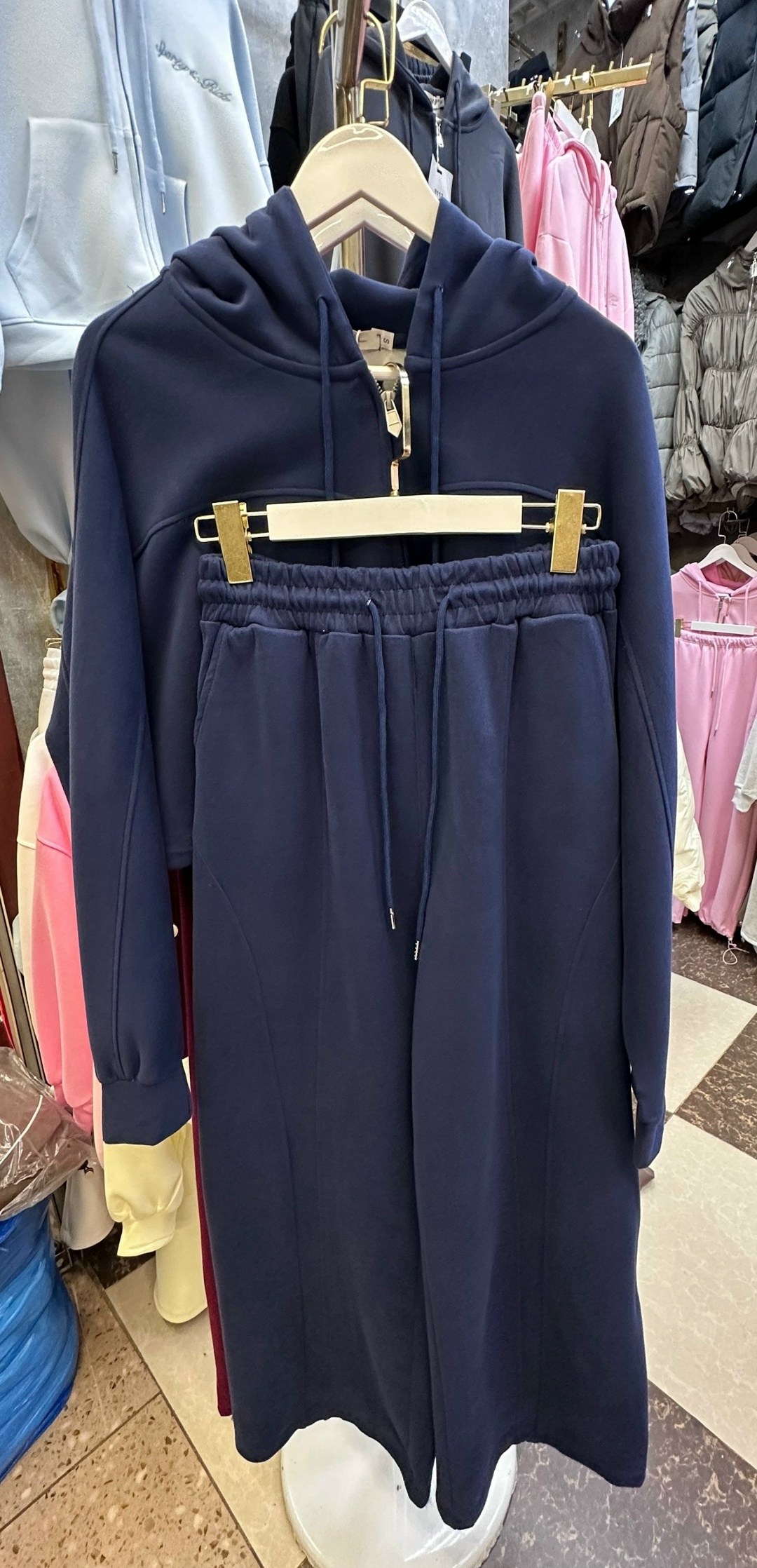 костюм со штанами,спортивные костюмы женские,костюм худи,костюм стильный,костюм голубой