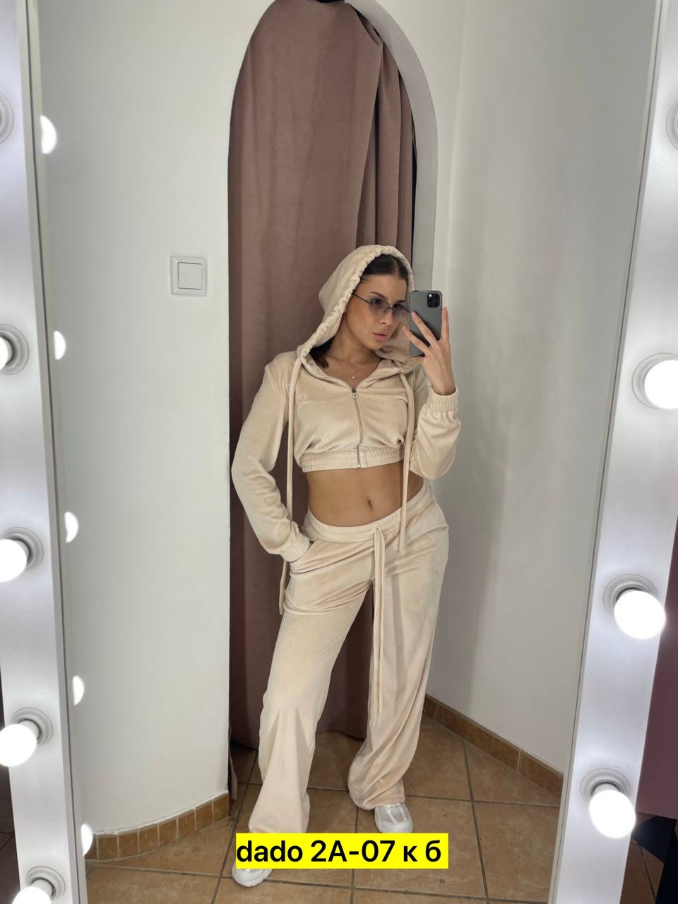 велюровый спортивная костюм,велюровые костюмы женские,костюм велюровый,костюм из велюра,велюровый костюм двойка