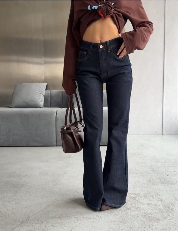 джинсы клеш женские,женские джинсы,расклешенные джинсы,джинсы широкие,джинсы широкие женские