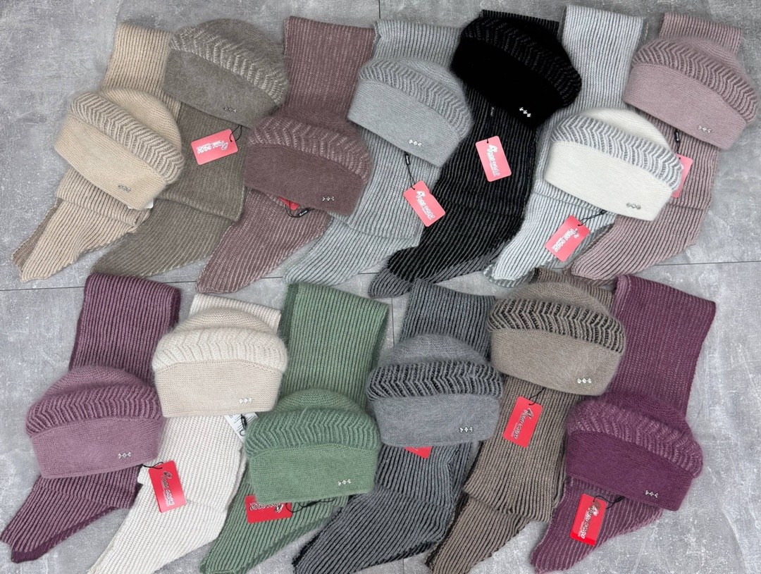 комплект шапки,шапка для женщин,шапка женская,комплект шапка снуд,модные шапки