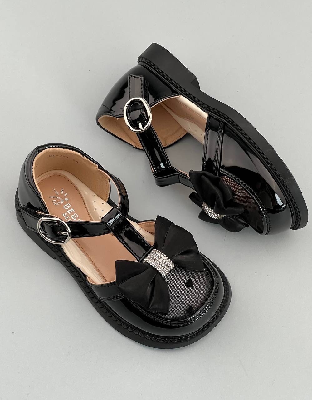 ,лакированные детские туфли,туфли детские,кожаные туфли для девочки,туфли для девочек