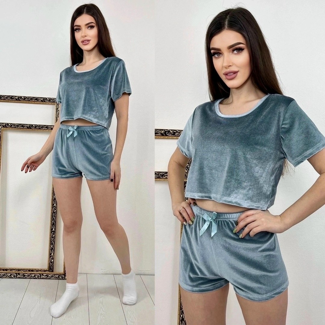 пижама из бархата,пижама с шортами велюровая,пижама женская,пижама стильная,пижама с шортами