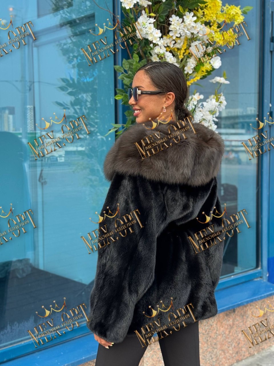 шубы норковые,норковая шуба с капюшоном,шуба норковая с английским воротником,шуба из норки,шуба норковая женская