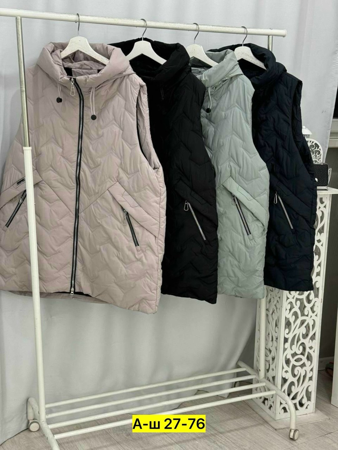 жилетка женская,женский жилет на синтепоне тёплый,жилет женский,жилет женский утепленный,жилетка теплая женская