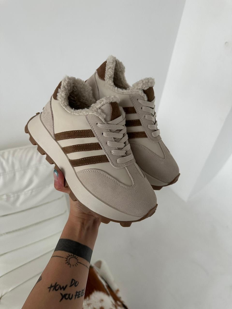 кроссовки женскиe,женские кроссовки adidas,кроссовки adidas,,кроссовки adidas retropy
