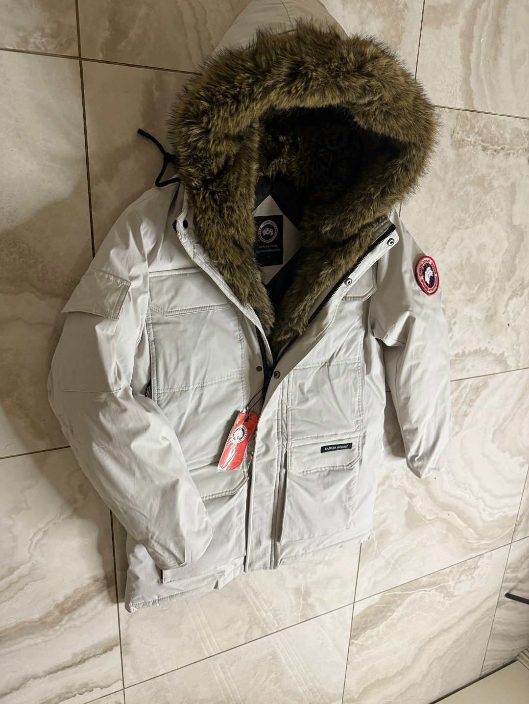 куртка зимняя canada goose,мужские пуховики canada goose,canada goose оригинал,куртка canada goose мужская,canada goose expedition parka женская