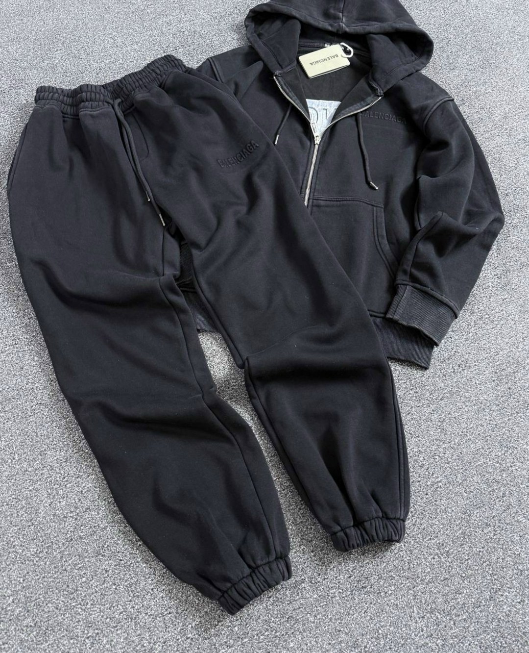 спортивный костюм brunello cucinelli,мужские спортивные костюмы,спортивные костюм,спортивный костюм для мужчин