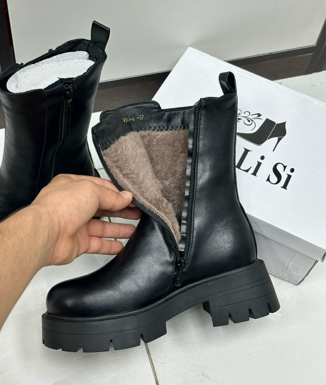 зимняя женская ,ботинка женские зимние,,ботинки женские, женская