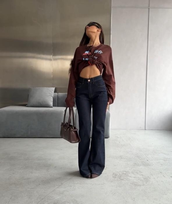 джинсы клеш женские,женские джинсы,расклешенные джинсы,джинсы широкие,джинсы широкие женские