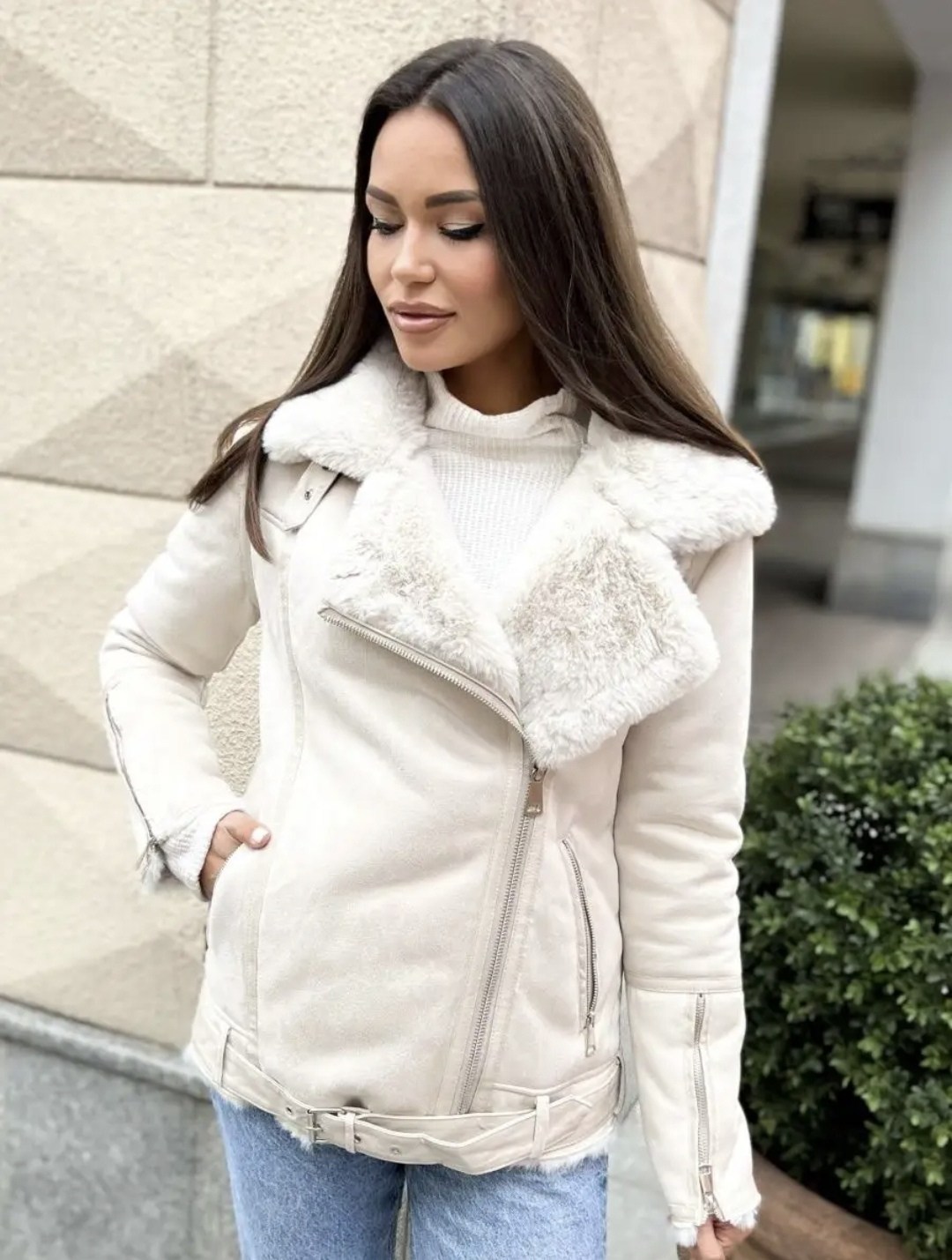 дубленка женская,белая дубленка,стильная дубленка,женская дубленка зимняя,дубленка короткая