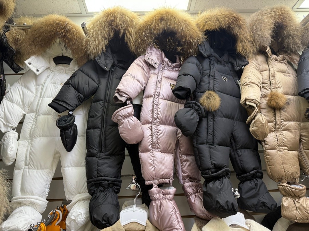 зимний комбинезон moncler,детский зимний комбинезон,комбинезон трансформер монклер детский зимний,детские комбинезоны зимние,зимние комбинезоны