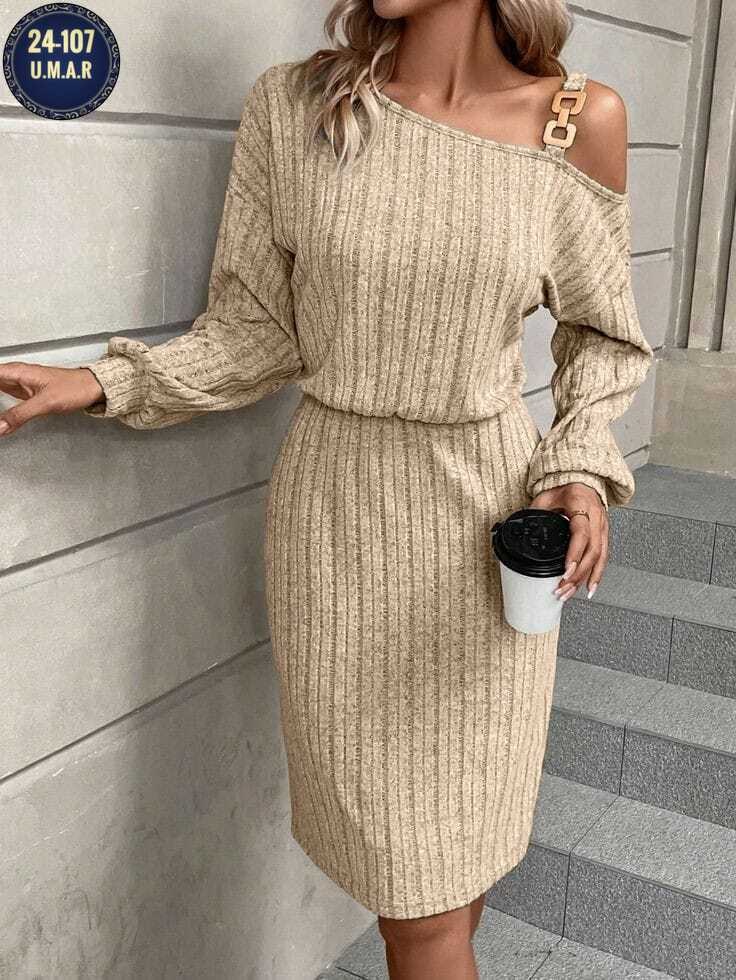 платье свитер вязаное,трикотажное платье с открытыми плечами,платье стильное,платья туники,трикотажное платье