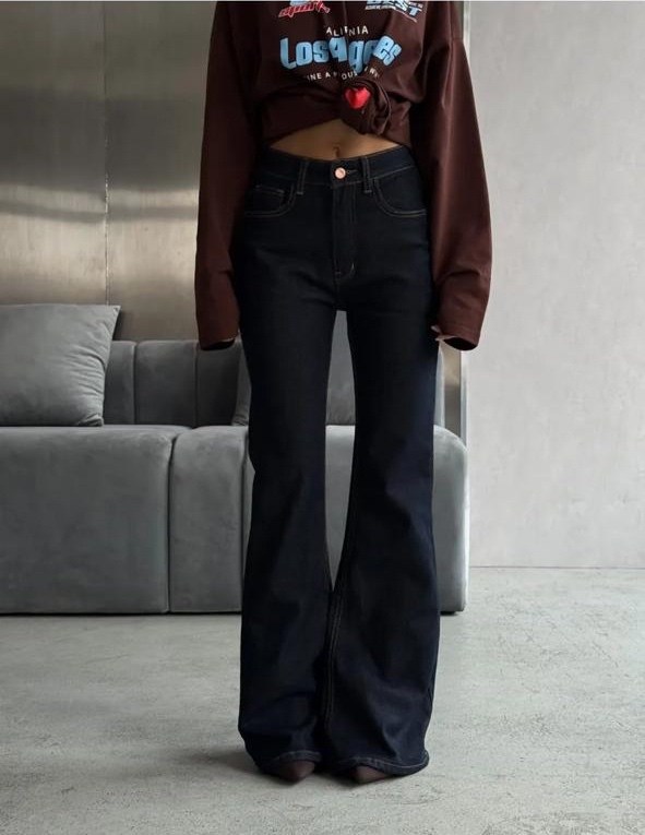 джинсы клеш женские,женские джинсы,расклешенные джинсы,джинсы широкие,джинсы широкие женские