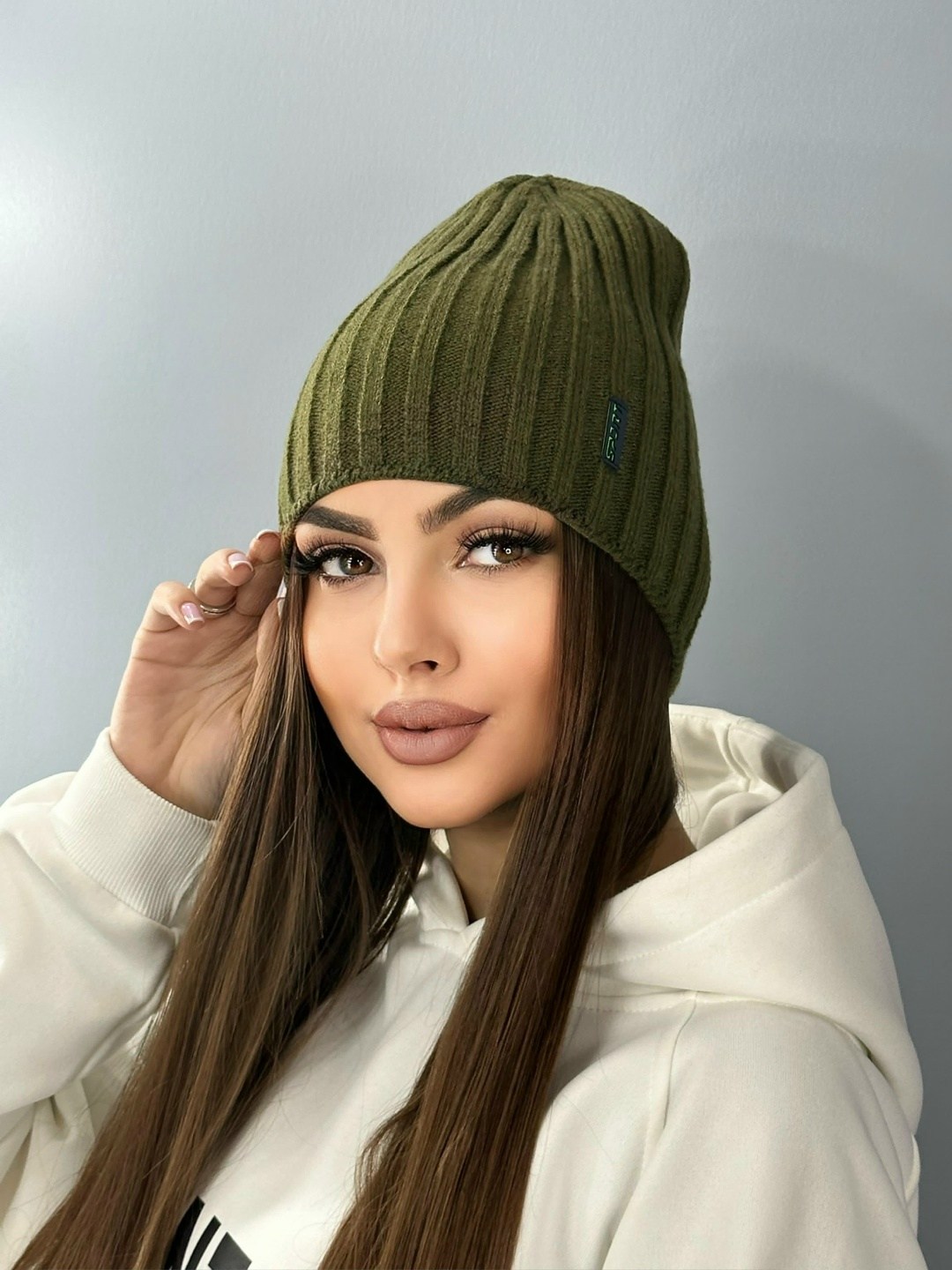 шапка женская,шапка для женщин,женская вязаная шапка бини,шапка бини,вязаная женская шапка