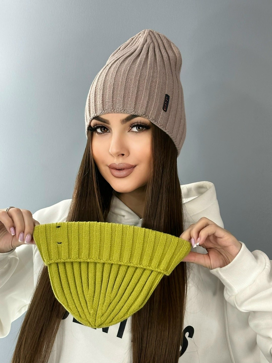 шапка женская,шапка для женщин,женская вязаная шапка бини,шапка бини,вязаная женская шапка