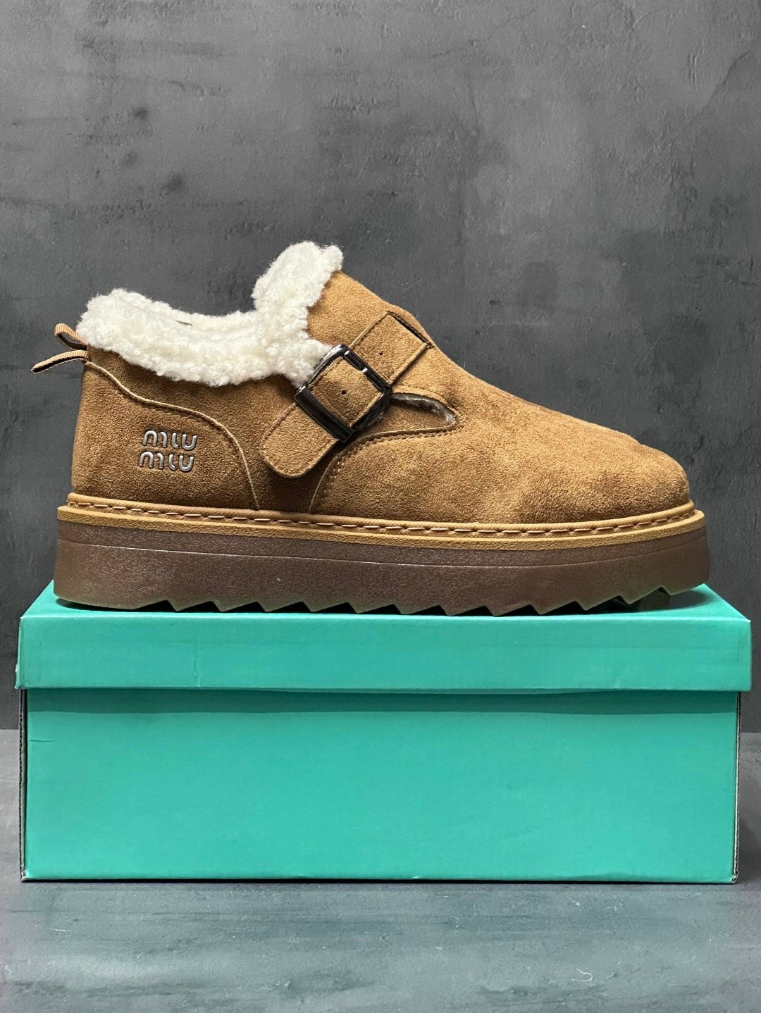 ,зимняя  женская,угги женские ugg,женские угги,зимняя