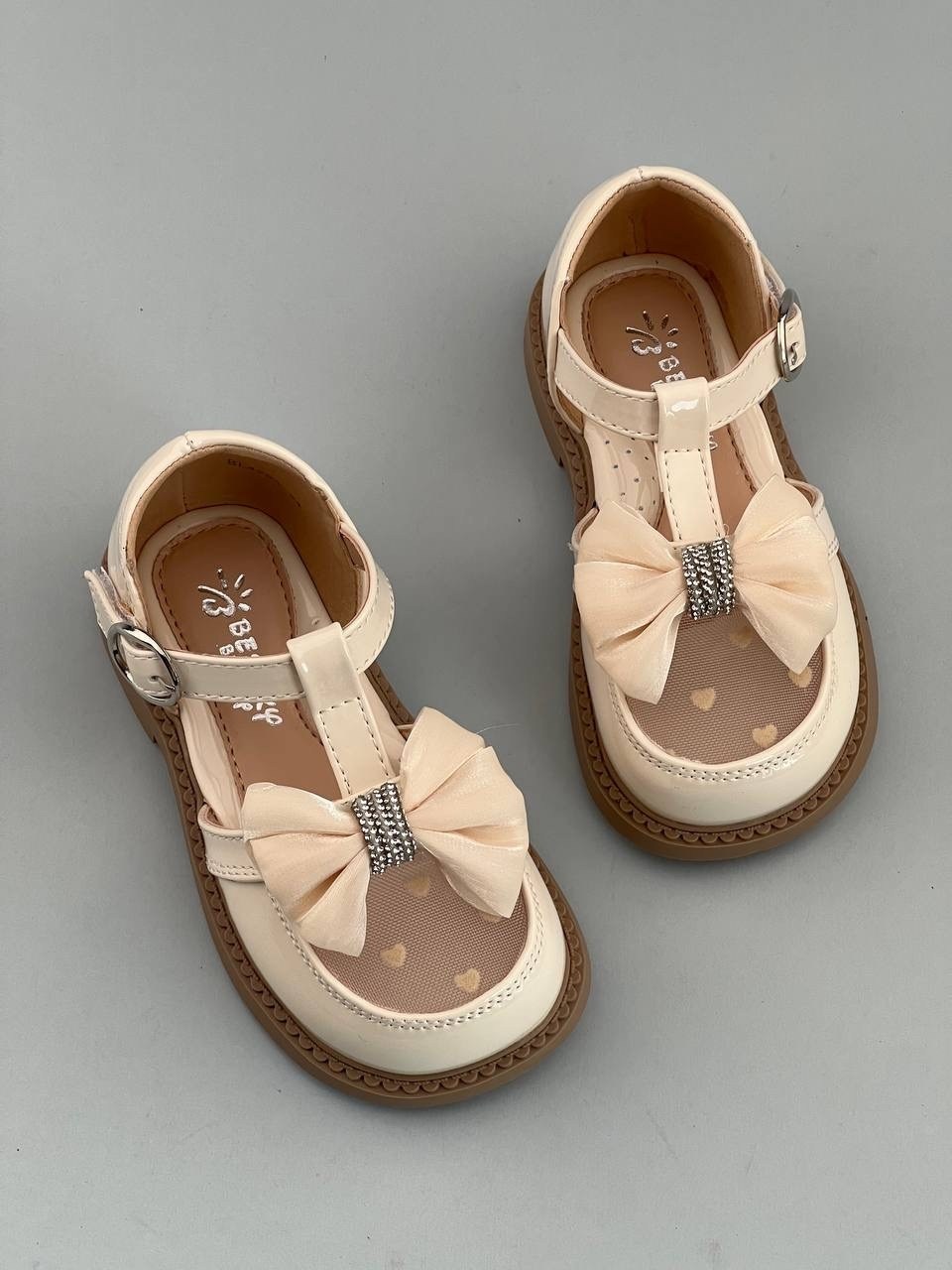 ,лакированные детские туфли,туфли детские,кожаные туфли для девочки,туфли для девочек