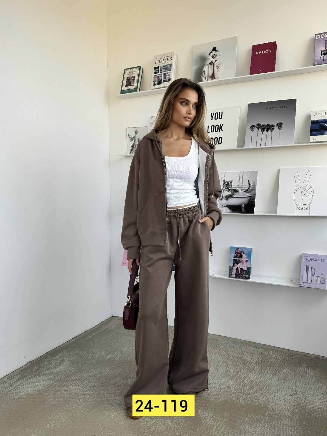 женский костюм двойка,стильные костюмы,трикотажные костюмы,женские спортивные костюмы,костюм мягкий