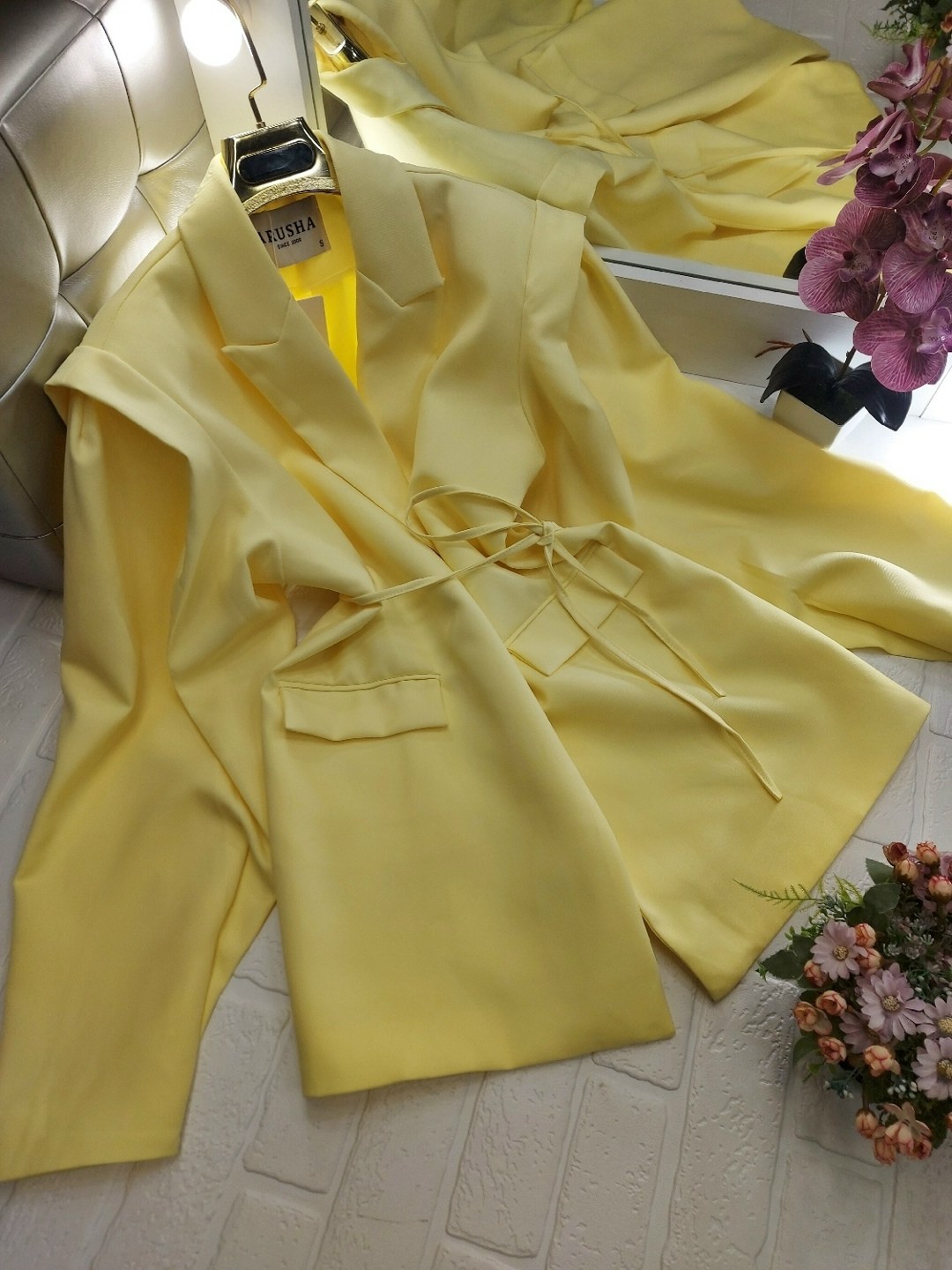 жакет,желтый пиджак,женские пиджаки,жакет и брюки,брючные костюмы женские