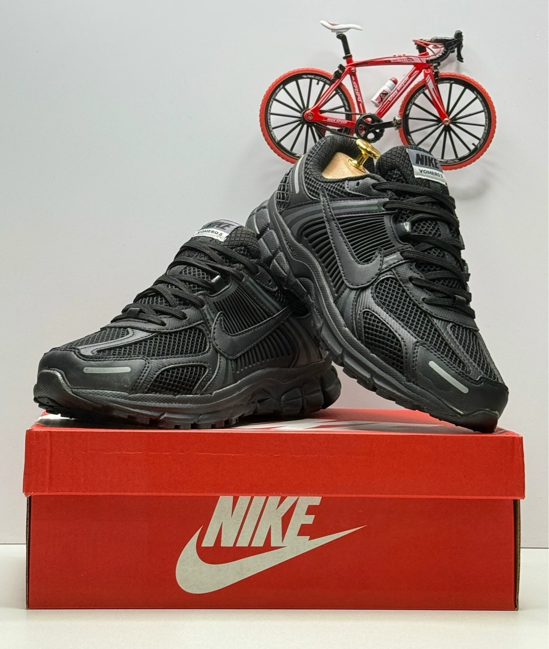 nike zoom vomero 5 sp,nike zoom vomero 5 triple black,кроссовки nike air zoom vomero 5,кроссовки nike zoom vomero 5,nike air zoom vomero 5
