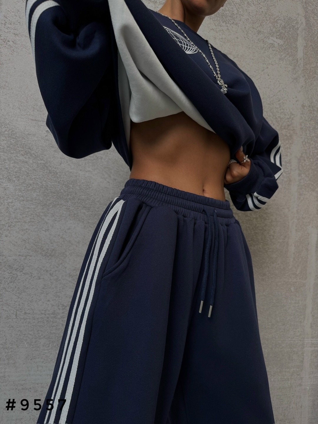 спортивный костюм женский adidas,женские костюмы спортивные,спортивные костюмы,костюмы адидас,костюм оверсайз