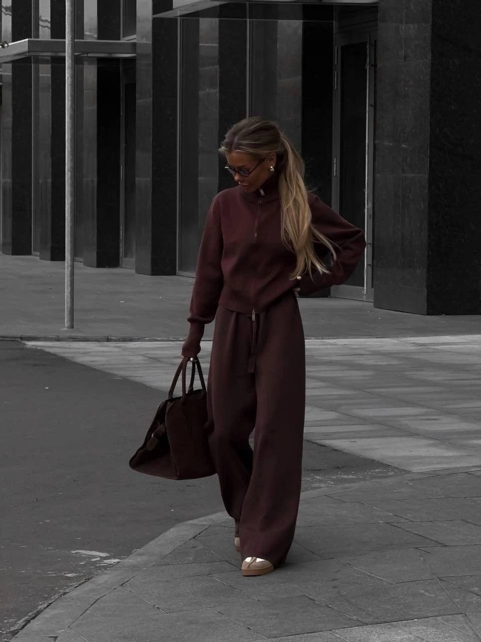 костюм двойка кашемир,мягкий трикотажный костюм,костюм из кашемира,костюм с брюками,костюм из трикотажа