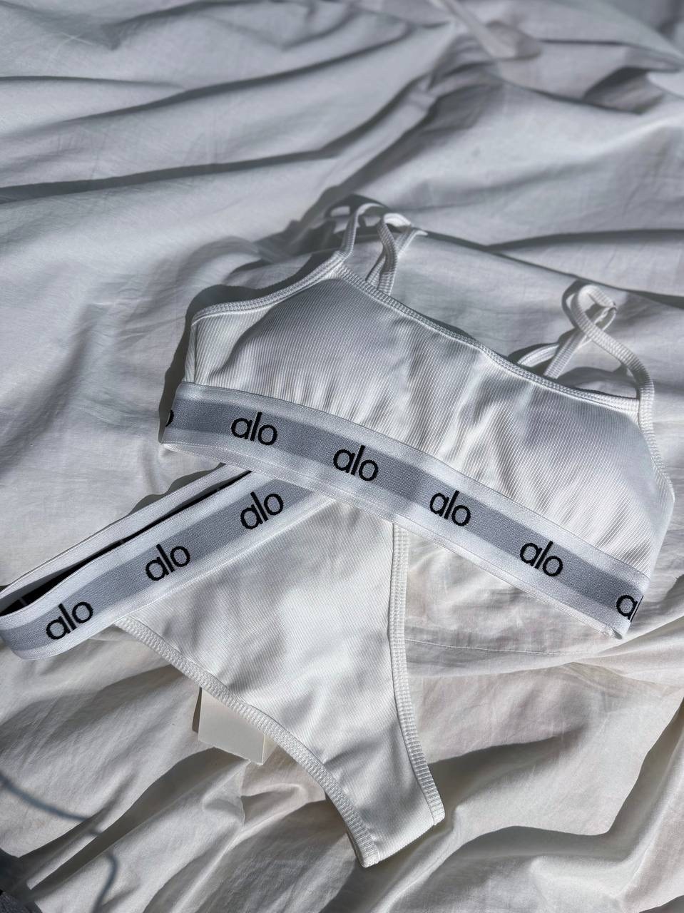 нижнее белье женский,женское нижнее белье комплект,в нижнем белье,комплект нижнего белья,купальник