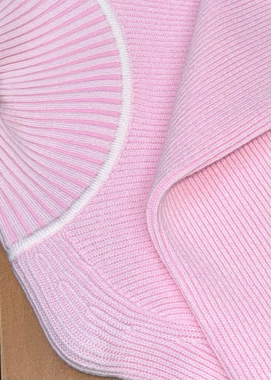 свитеры модные,свитер розовый,свитера женские,свитер кофта,свитер с воротом