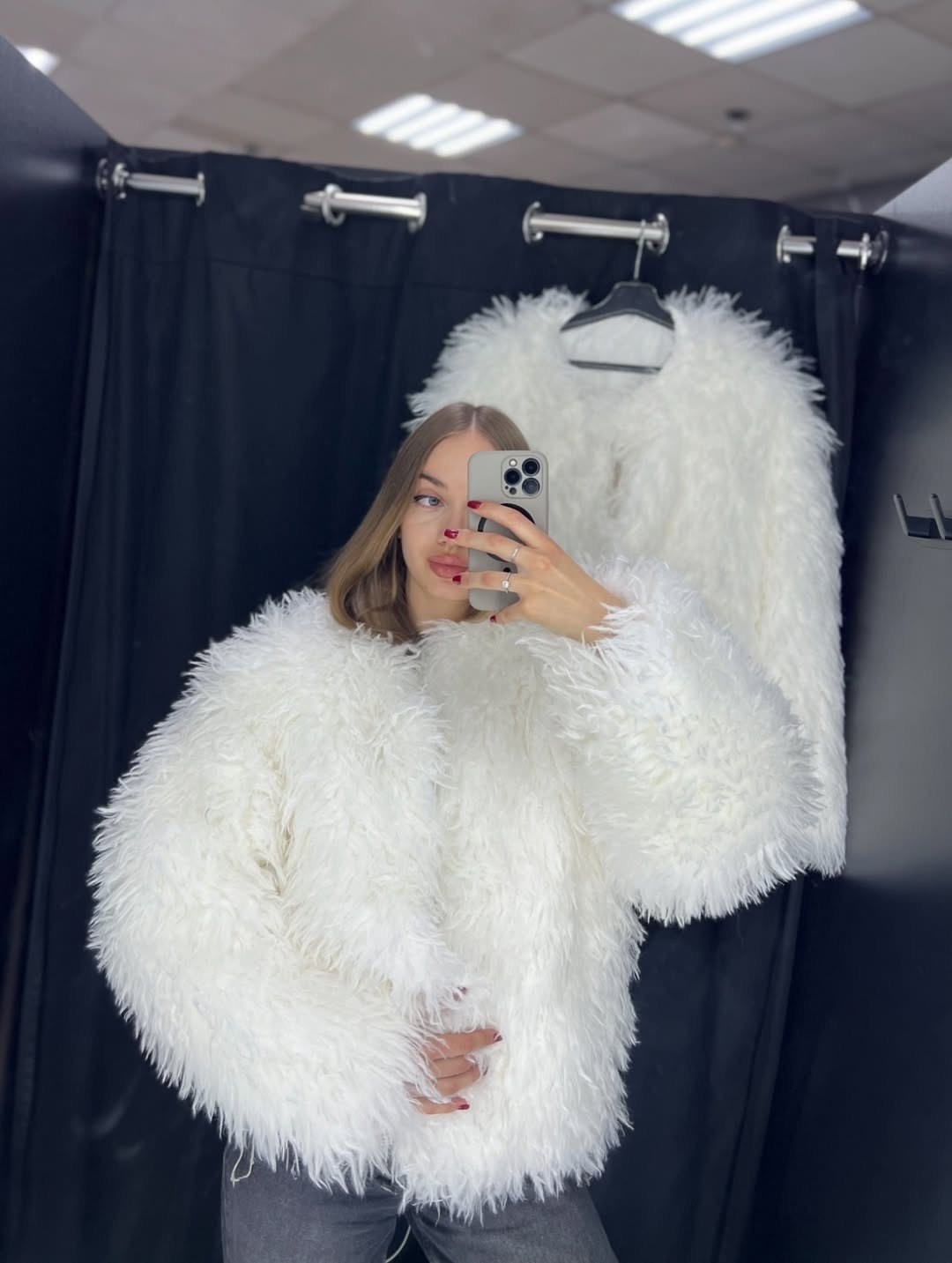 шуба искусственная,шубка,меховая куртка,шуба белая,меховое пальто