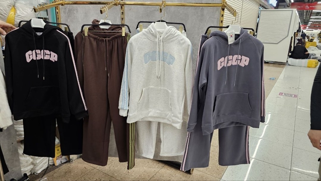 костюм повседневный,женские костюмы спортивные,костюм на флисе,спортивные костюмы,трикотажные костюмы