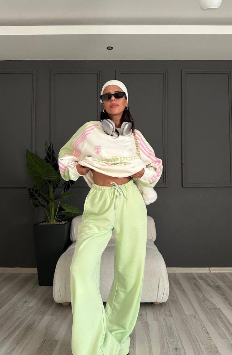 стильные костюмы,спортивные костюмы женские,спортивные костюм,брюки спортивные