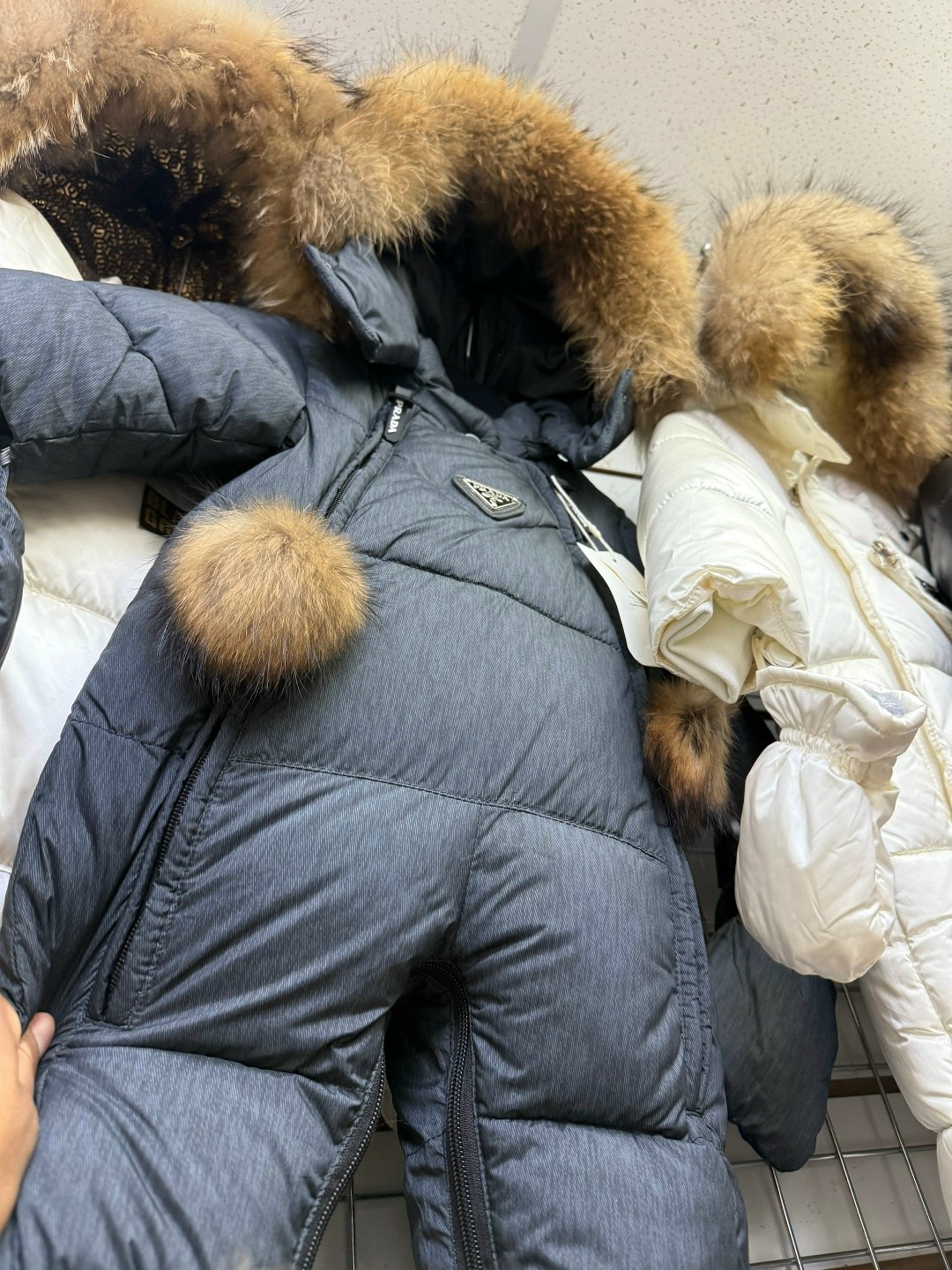 зимний комбинезон moncler,детский зимний комбинезон,комбинезон трансформер монклер детский зимний,детские комбинезоны зимние,зимние комбинезоны