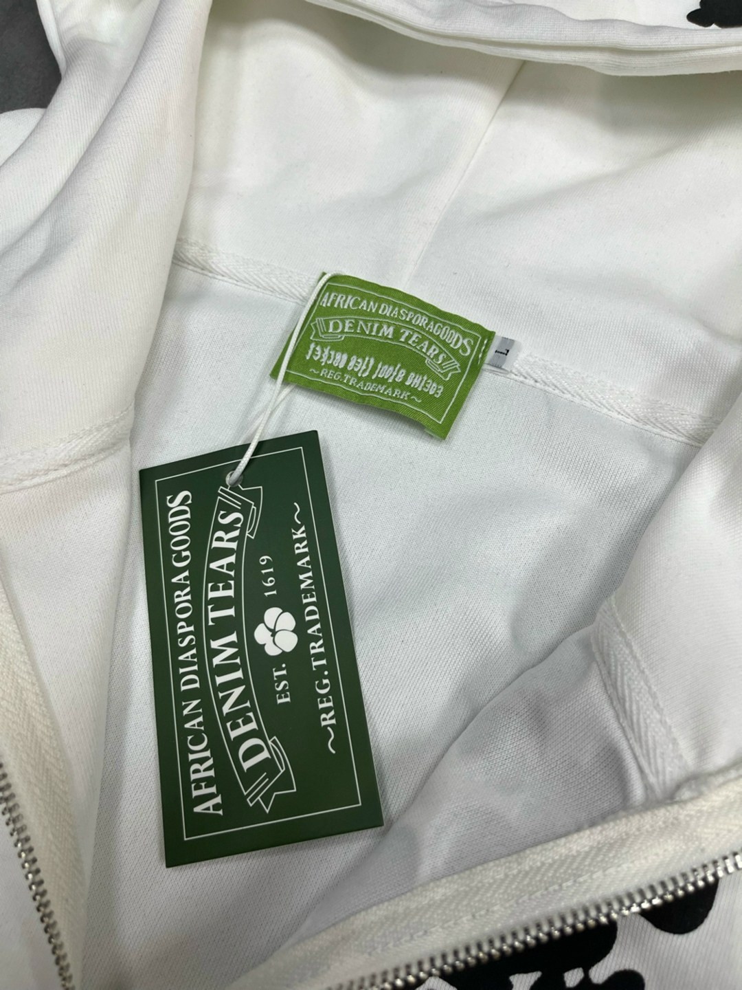 зип худи stone island белая,белая куртка,толстовки мужские,кофта стон айленд,белая кофта